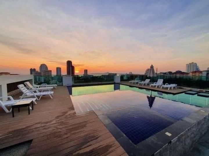 Vn Residence 3 Pattaya Zewnętrze zdjęcie